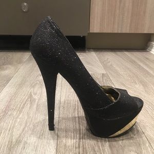 6" stilettos